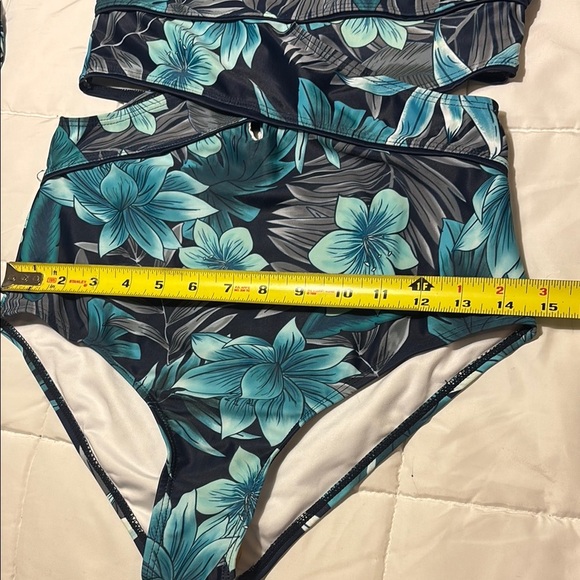 RashGaurd Long Sleeve One Piece Swimsuit Floral Blue Teal - Picture 7 of 16